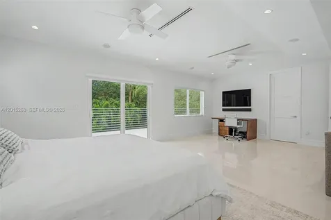 5790 SW 96th Street Pinecrest FL 33156