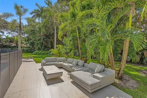 5790 SW 96th Street Pinecrest FL 33156