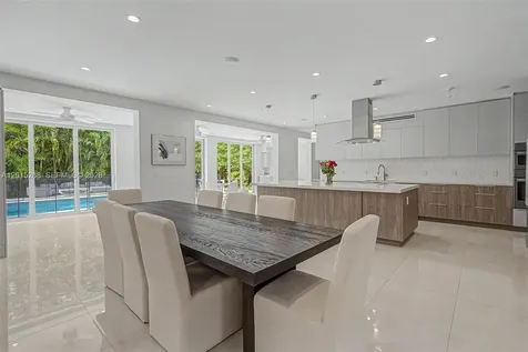5790 SW 96th Street Pinecrest FL 33156
