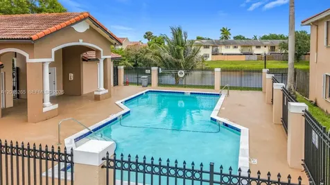6466 SW 130th Place Miami FL 33183