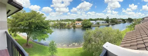 9977 Nob Hill Lane Sunrise FL 33351