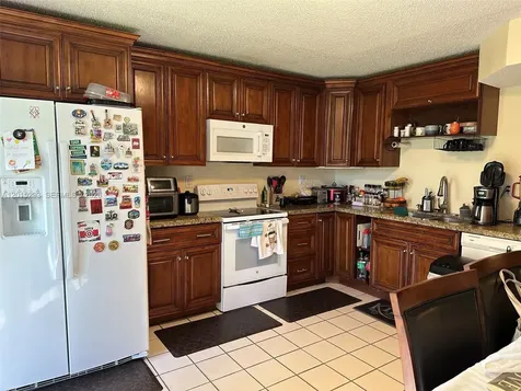 8025 SW 107th Avenue Miami FL 33173