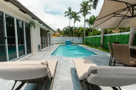 7814 NW 165th Street Miami Lakes FL 33016