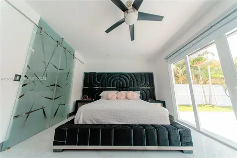 7814 NW 165th Street Miami Lakes FL 33016