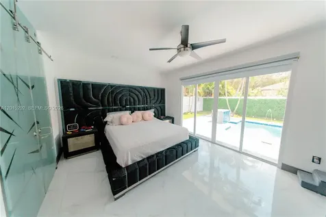7814 NW 165th Street Miami Lakes FL 33016