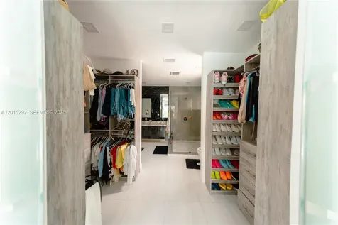 7814 NW 165th Street Miami Lakes FL 33016
