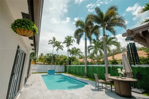 7814 NW 165th Street Miami Lakes FL 33016