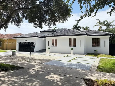 7814 NW 165th Street Miami Lakes FL 33016