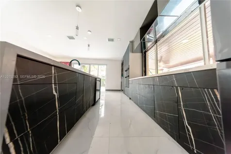 7814 NW 165th Street Miami Lakes FL 33016