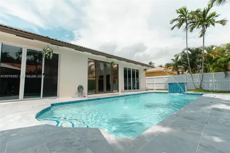 7814 NW 165th Street Miami Lakes FL 33016