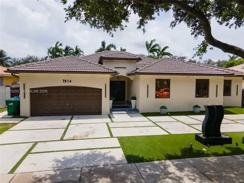 7814 NW 165th Street Miami Lakes FL 33016