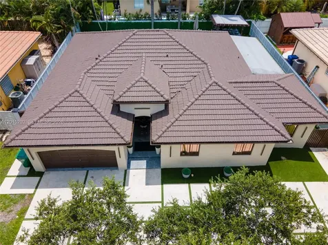 7814 NW 165th Street Miami Lakes FL 33016