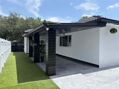7814 NW 165th Street Miami Lakes FL 33016