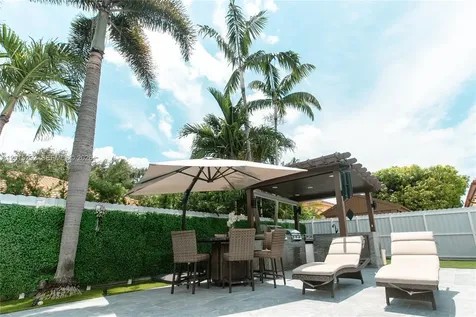 7814 NW 165th Street Miami Lakes FL 33016
