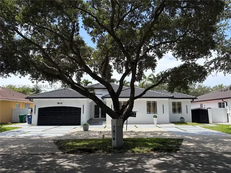7814 NW 165th Street Miami Lakes FL 33016
