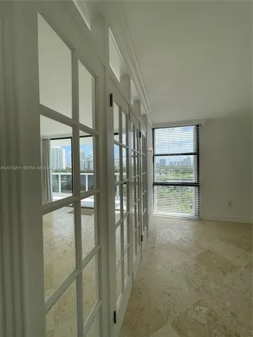 3625 N Country Club Drive Aventura FL 33180
