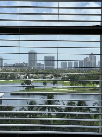 3625 N Country Club Drive Aventura FL 33180
