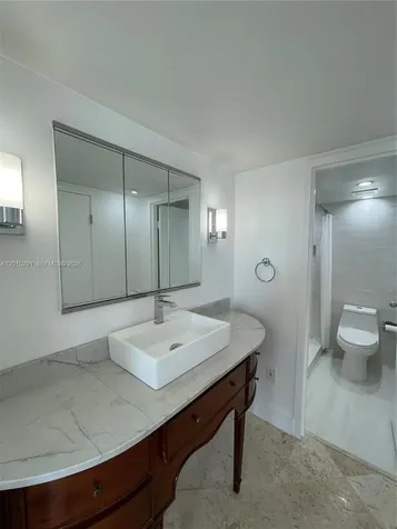 3625 N Country Club Drive Aventura FL 33180