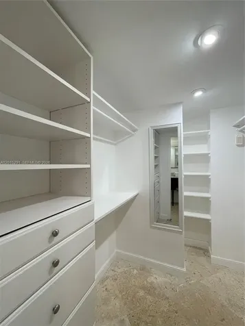 3625 N Country Club Drive Aventura FL 33180