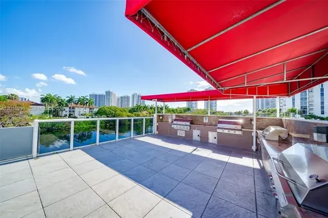 3625 N Country Club Drive Aventura FL 33180