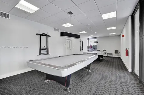 3625 N Country Club Drive Aventura FL 33180