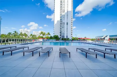 3625 N Country Club Drive Aventura FL 33180
