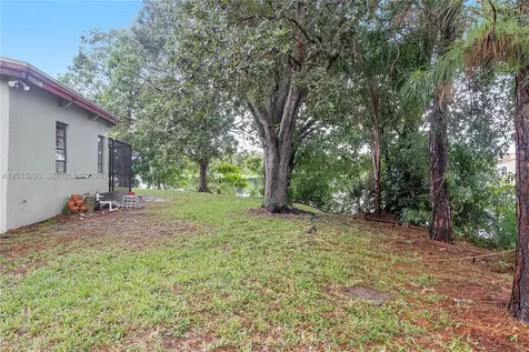 4561 NW 79th Avenue Lauderhill FL 33351