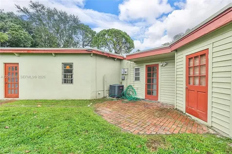 4561 NW 79th Avenue Lauderhill FL 33351