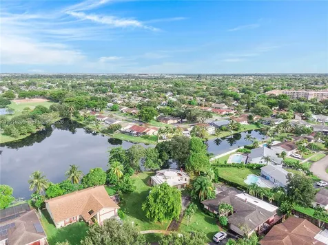 4561 NW 79th Avenue Lauderhill FL 33351