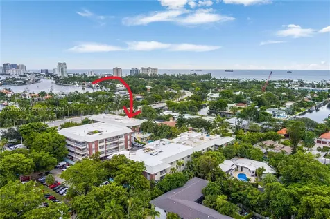 2426 SE 17th Causeway Fort Lauderdale FL 33316