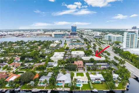 2426 SE 17th Causeway Fort Lauderdale FL 33316