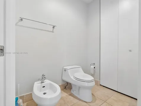 18201 Collins Avenue Sunny Isles Beach FL 33160