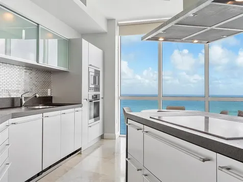 18201 Collins Avenue Sunny Isles Beach FL 33160