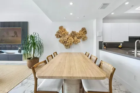 100 S Pointe Drive Miami Beach FL 33139