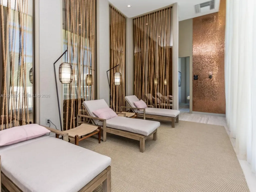 4010 S Ocean Drive Hollywood FL 33019