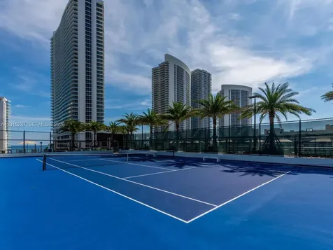 4010 S Ocean Drive Hollywood FL 33019