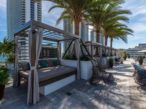 4010 S Ocean Drive Hollywood FL 33019