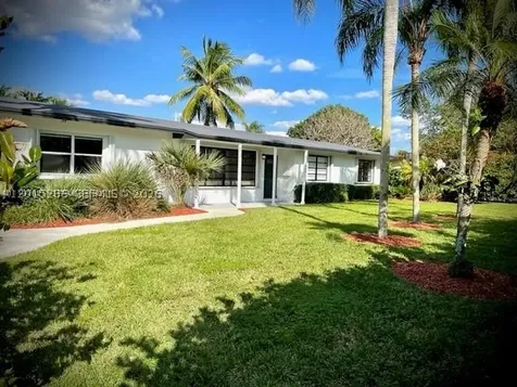 7425 SW 118th Street Pinecrest FL 33156