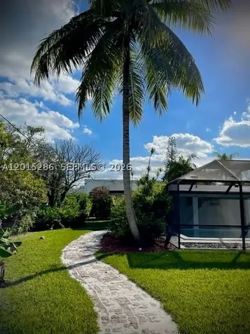 7425 SW 118th Street Pinecrest FL 33156