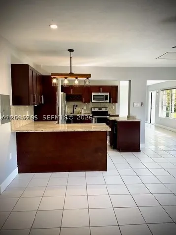 7425 SW 118th Street Pinecrest FL 33156