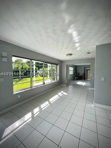 7425 SW 118th Street Pinecrest FL 33156