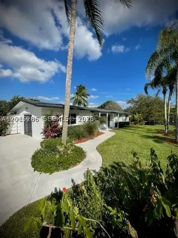 7425 SW 118th Street Pinecrest FL 33156