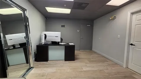 7762 NW 46th Street Doral FL 33166