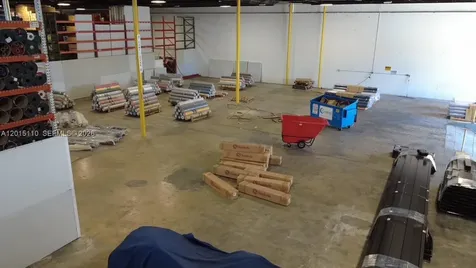 2290 W 8th Avenue Hialeah FL 33010