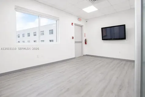 2290 W 8th Avenue Hialeah FL 33010