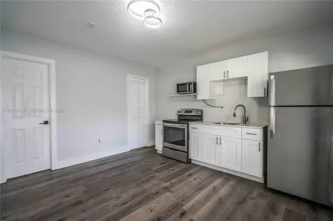 1940 Biarritz Drive Miami Beach FL 33141