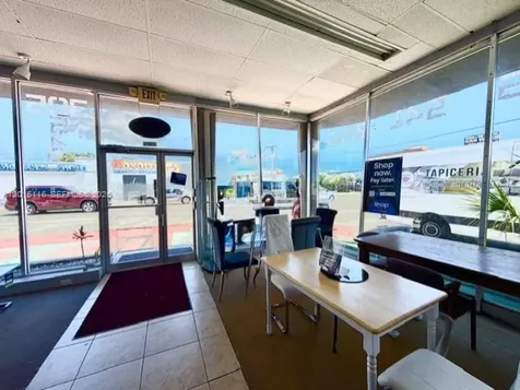 3100 NW 7th Street Miami FL 33125