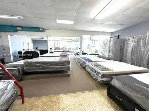 3100 NW 7th Street Miami FL 33125