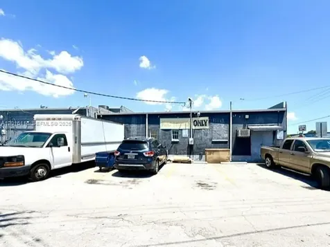 3100 NW 7th Street Miami FL 33125