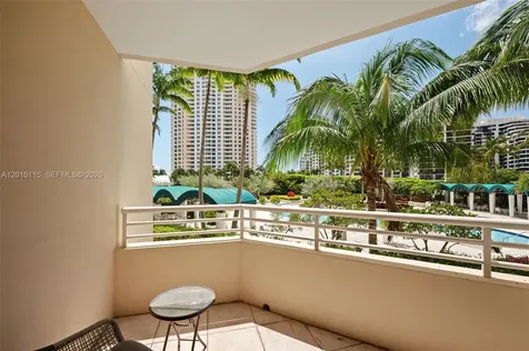 888 Brickell Key Drive Miami FL 33131